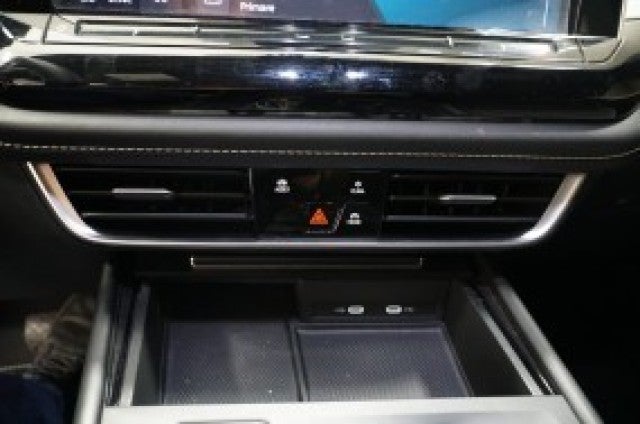 2024 Volkswagen Atlas Cross Sport 2.0T SE