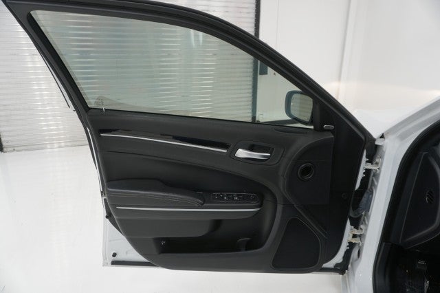 2023 Chrysler 300 300S