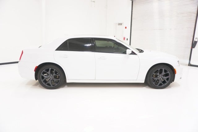 2023 Chrysler 300 300S
