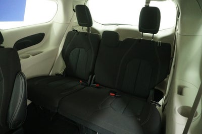 2022 Chrysler Voyager (fleet-only) LX