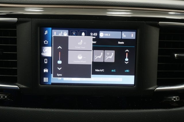 2023 Chrysler Voyager LX