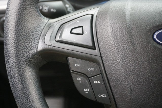 2023 Ford Edge SE