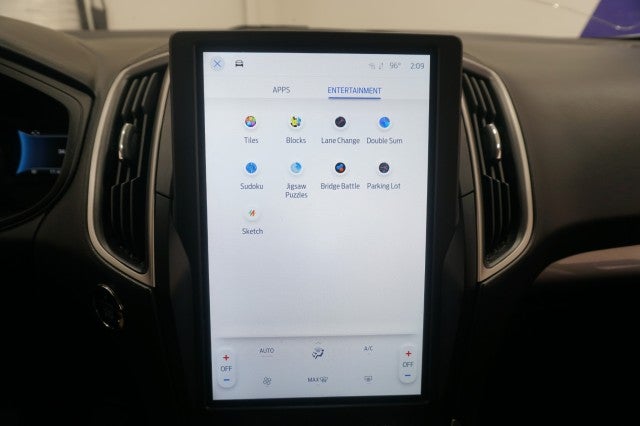 2023 Ford Edge SE
