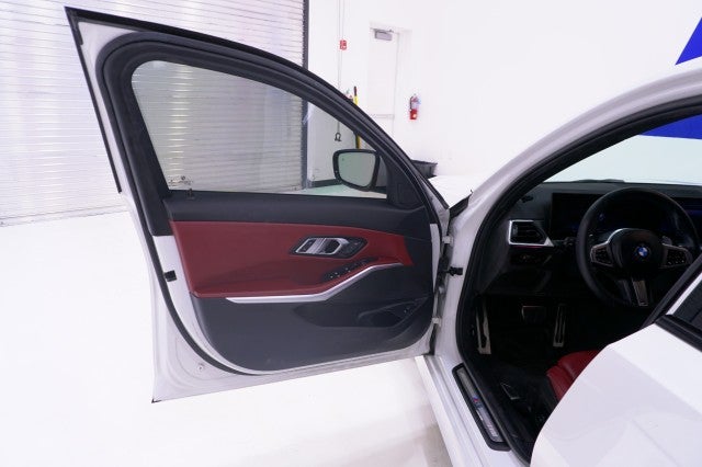 2023 BMW 3 Series 330i