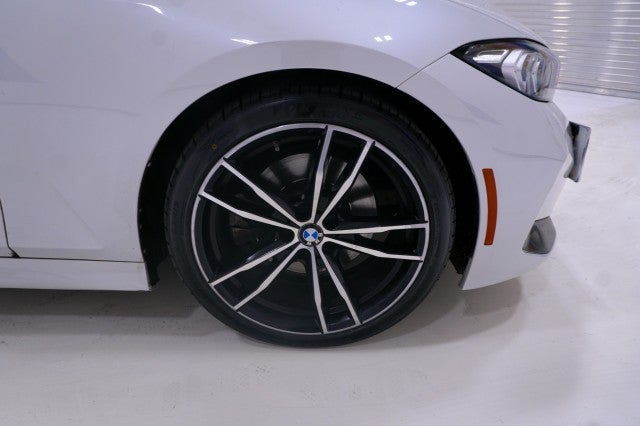 2023 BMW 3 Series 330i