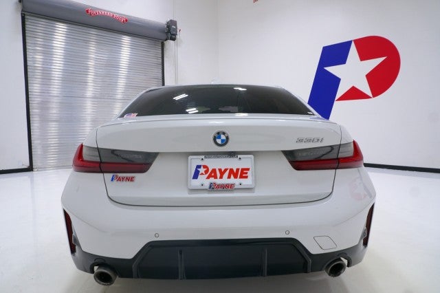 2023 BMW 3 Series 330i