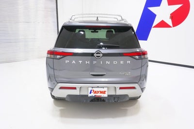 2023 Nissan Pathfinder Platinum