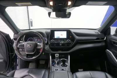 2023 Toyota Highlander XSE
