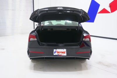 2025 Hyundai Elantra SEL Convenience