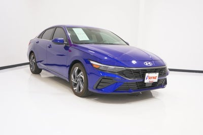 2025 Hyundai Elantra SEL Convenience