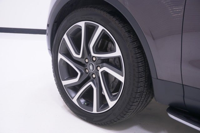 2025 Land Rover Discovery S