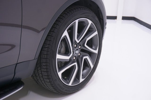 2025 Land Rover Discovery S