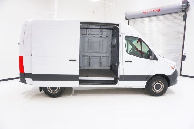 2025 Mercedes-Benz Sprinter Cargo Van 144 WB Standard Roof Cargo